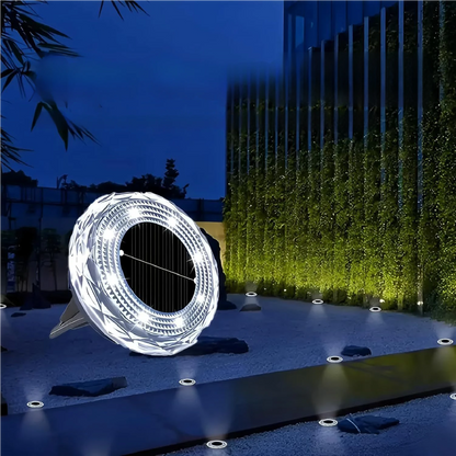 Farol de Solo Solar Diamante LED com efeito de iluminação brilhante no corredor do pátio durante a noite, iluminação solar para jardim com autonomia de 6-12h